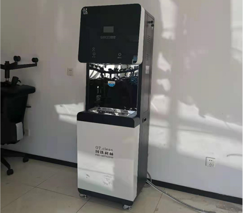 國林小知識：開水器和直飲機有什么區(qū)別？