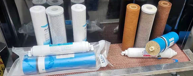 凈水器的濾芯 國(guó)林凈水器廠家來(lái)揭秘！