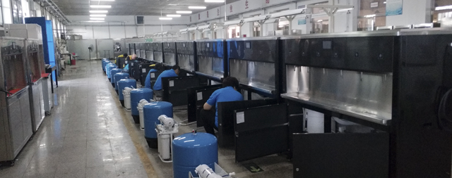 國林校園開水器廠家為您簡述開水器清潔的重要性